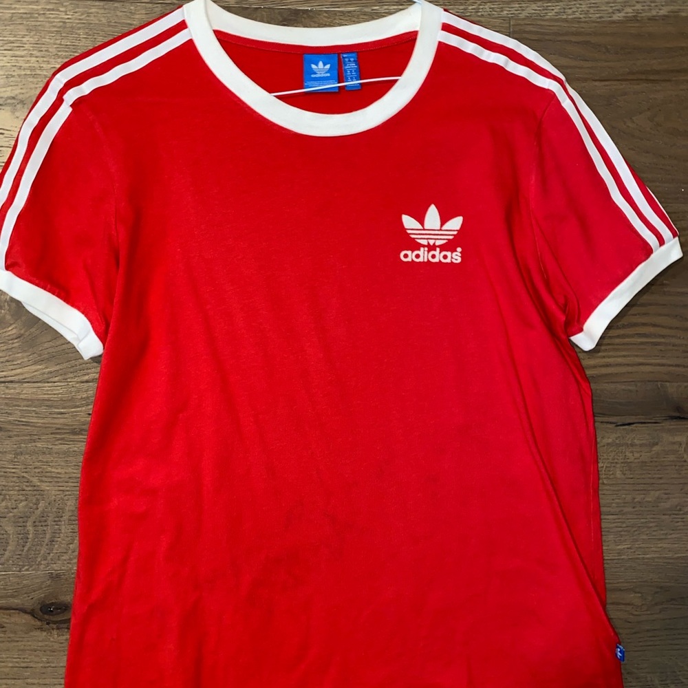 Adidas casual tshirt